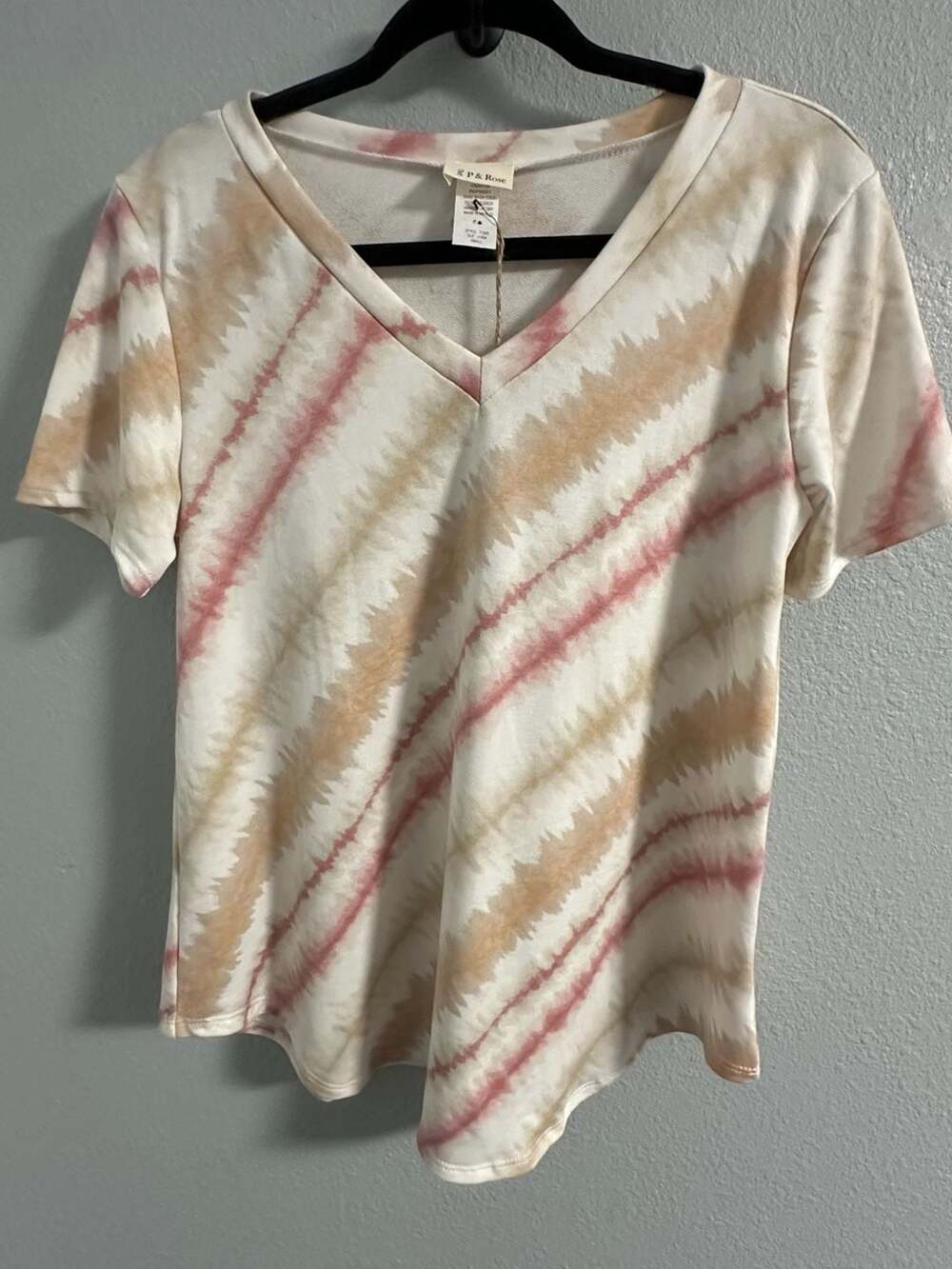 P & Rose Short Sleeve V-Neck Tie Dye T-Shirt Style T1505 Small